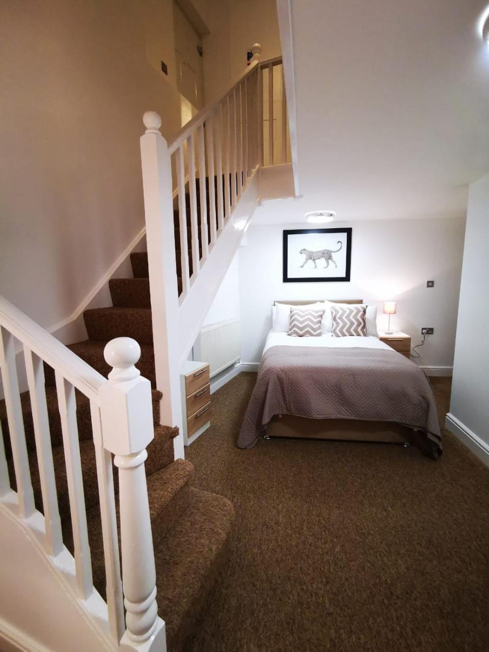 Capital Host- Apartments Euston لندن المظهر الخارجي الصورة