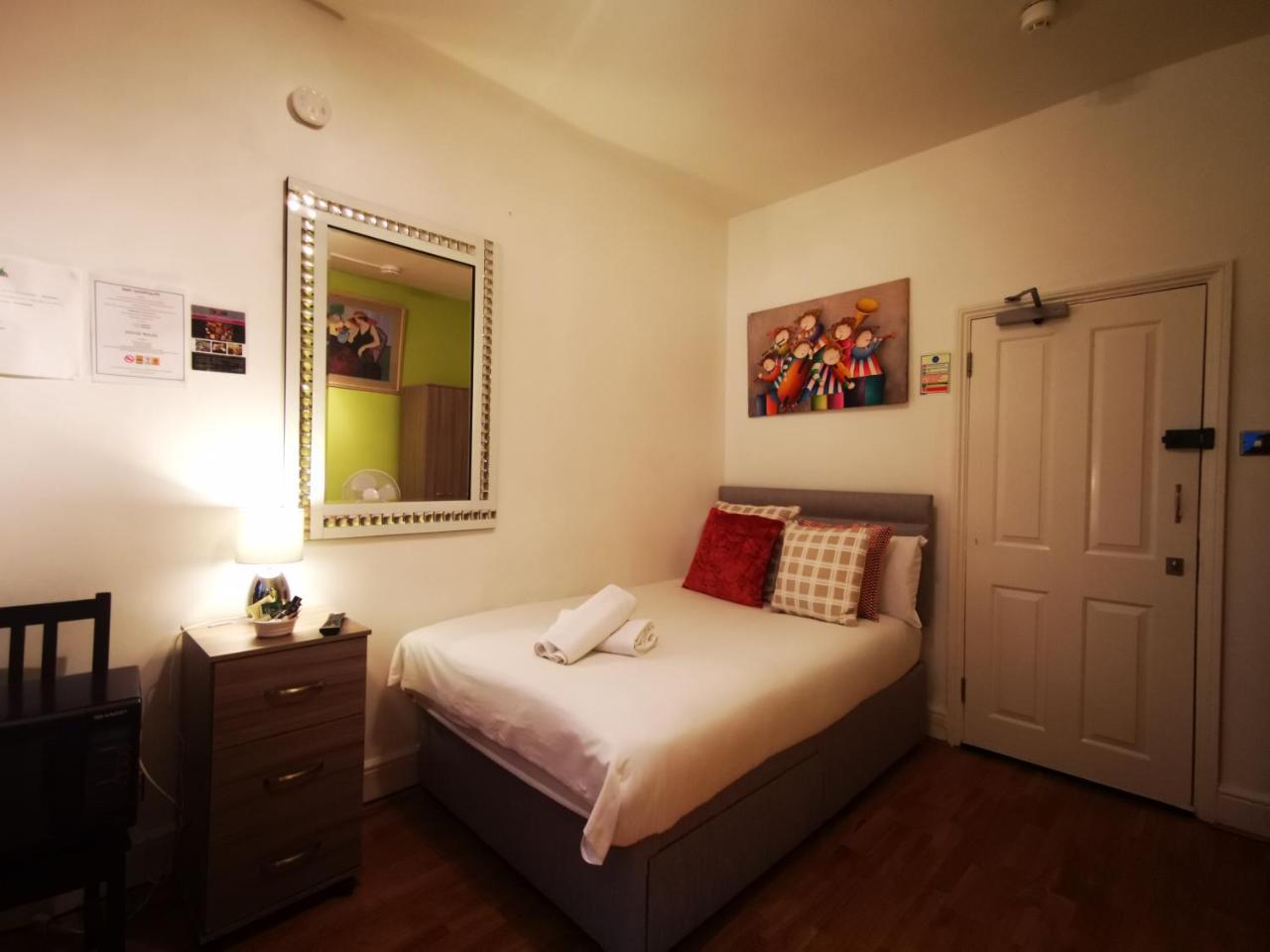 Capital Host- Apartments Euston لندن المظهر الخارجي الصورة